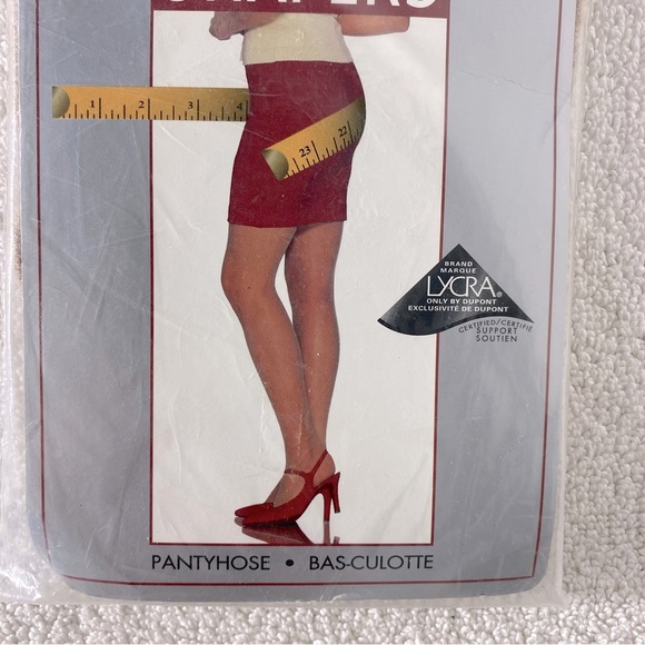 Vintage Secret Silky Shapers Pantyhose in Neutral NWT - Picture 6 of 7